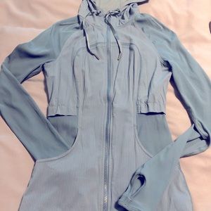 Reversible lululemon light weight jacket